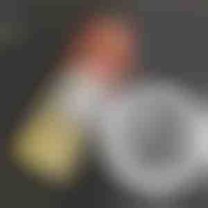 Leder- und Holzpflege, die den Glanz wiederherstellt | REVIVAPRO